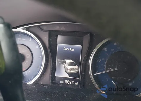 2016 Toyota Camry Le z USA, uszkodzony, nr VIN 4T4BF1FK9GR528887